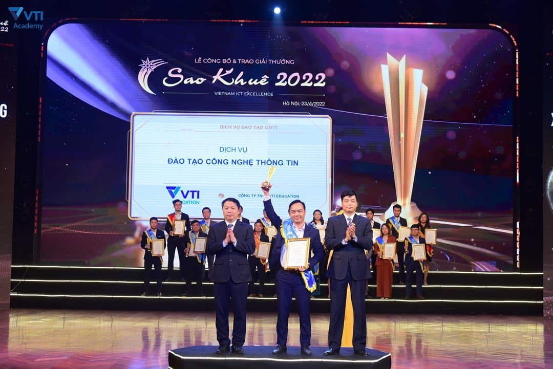 VTI Academy nhận giải thưởng Sao Khuê 2022