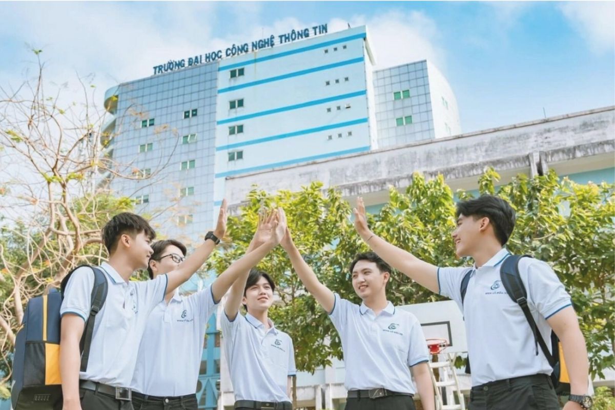 Đại học Công Nghệ Thông Tin TPHCM có gì nổi bật so với các trường khác?