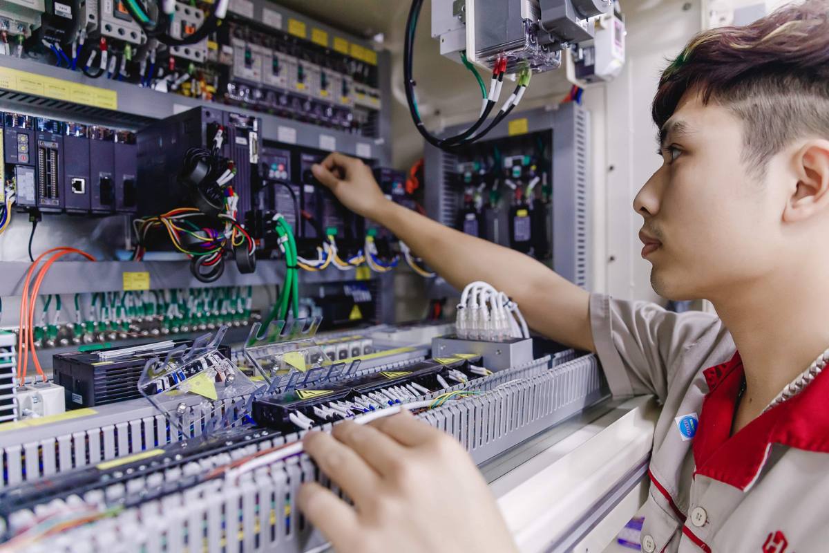 Hướng dẫn học lập trình PLC cho người mới bắt đầu