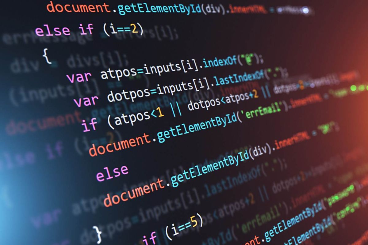 Vai trò của code lập trình trong phát triển phần mềm