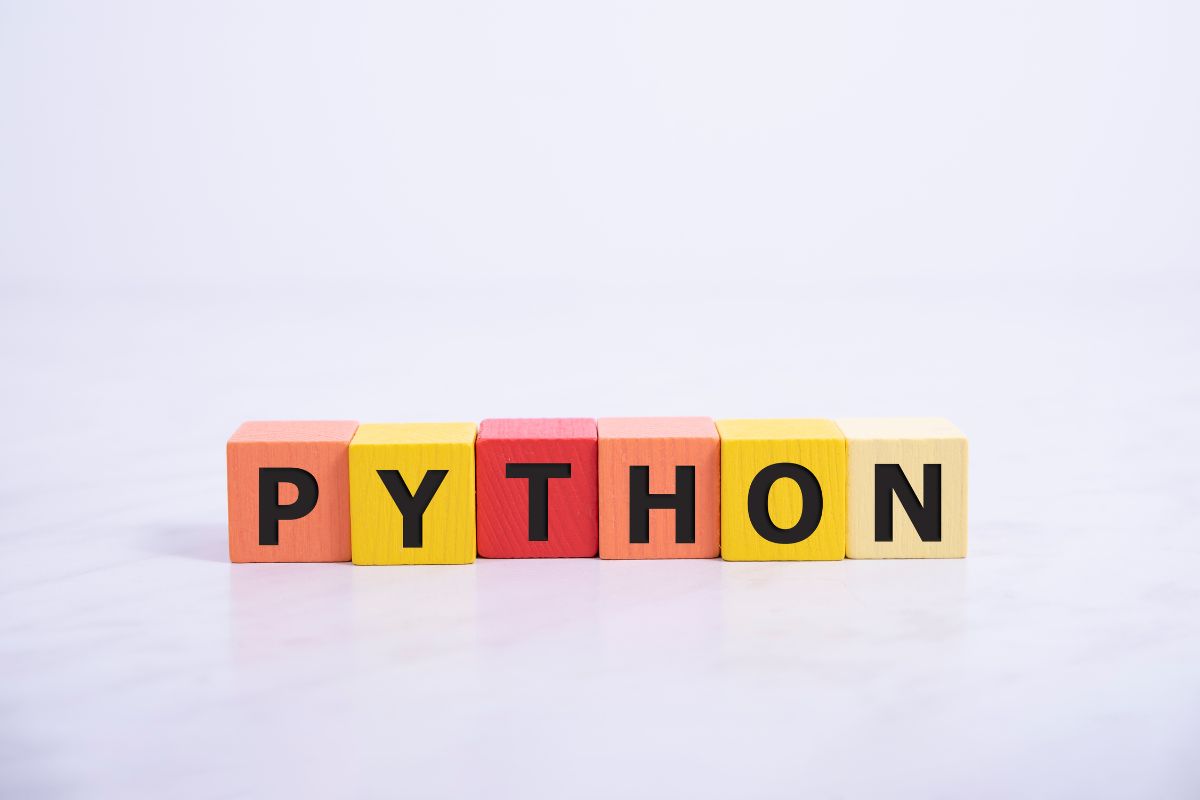 Top 6 sách lập trình Python hay nhất cho người mới bắt đầu